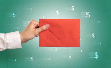 Zarf simgeleri tutan el