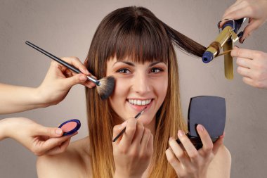 Makyajcısı adlı genç bir kadın portresi