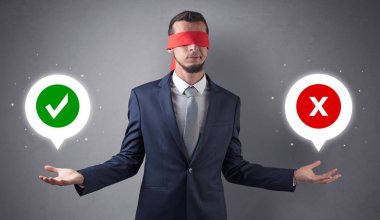 Blindfolded işadamı seçmek çalışıyor