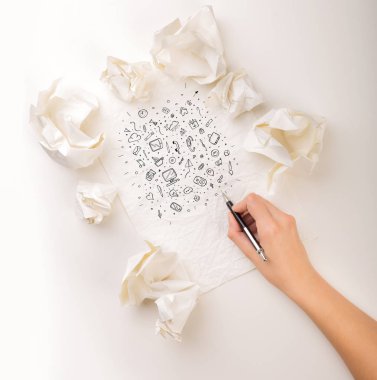 El buruşuk kağıt yazma