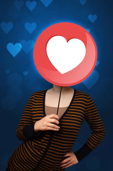 Vrouw met hart teken — Stockfoto