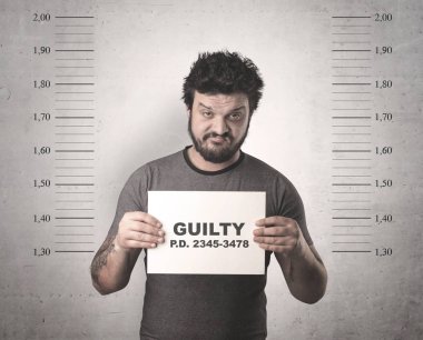 Gangster hapiste yakalandı