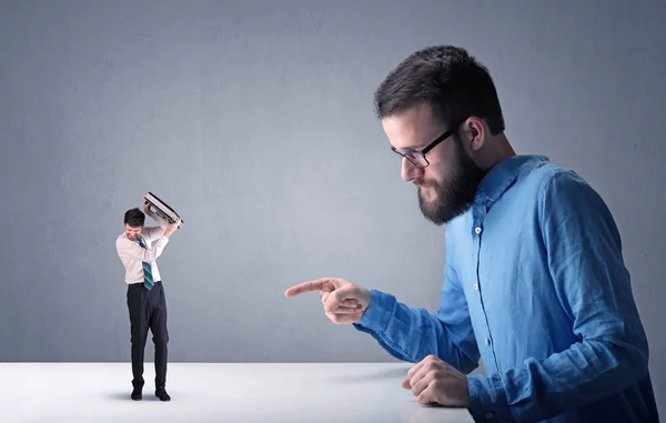 Young Professional Businessman Being Angry Other Miniature Businessman Front Blueish — Stock Photo, Image