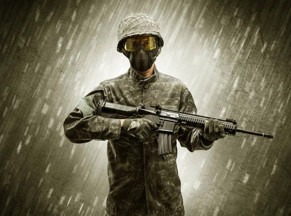 Armed Soldier Standing Rainy Weather — Stock Photo, Image