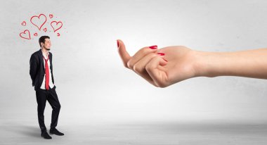 Büyük el mola adam