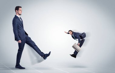 Genç işadamı patron tarafından ateş