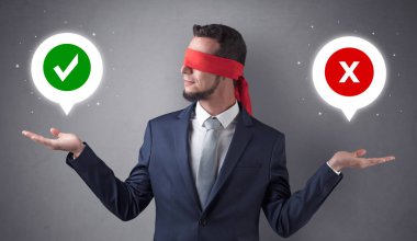 Blindfolded işadamı seçmek çalışıyor