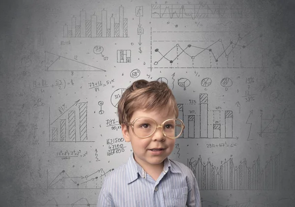 İstatistiksel kavramı çok güzel küçük bir çocukla — Stok fotoğraf
