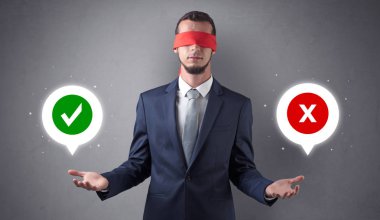 Blindfolded işadamı seçmek çalışıyor