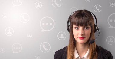 Kadın telemarketer kavramı