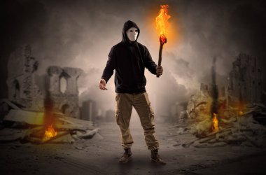Flambeau bir felaket sahne kavramı yanan ile gelen adam