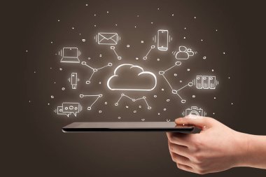 El telefon bulut teknoloji sistem konsepti ile çalışma