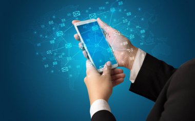 İleti simgeleri ile Smartphone kullanarak ele