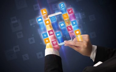 Smartphone ile açısal app simgeleri kullanarak ele