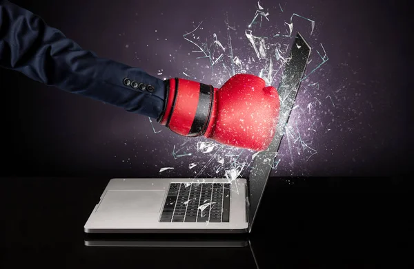 Hand hitting laptop screen screen — Stock Photo, Image