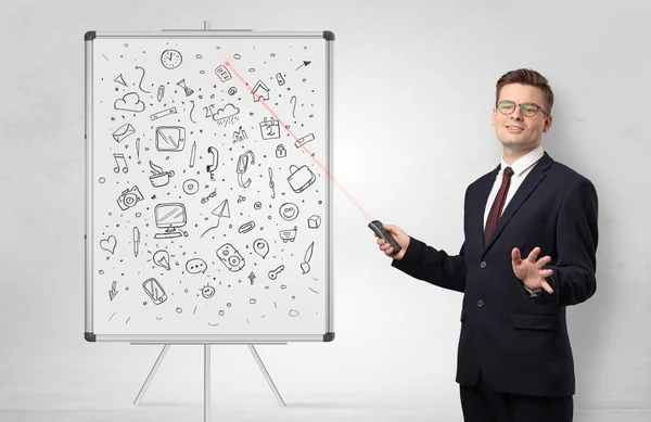 Professor über Whiteboard-Unterricht — Stockfoto