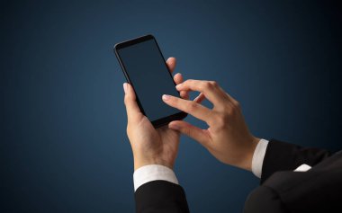 Mockup smartphone kullanarak el için
