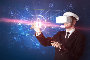 Adam ile 3d ağ kavramı kilidini Vr koruyucu gözlük