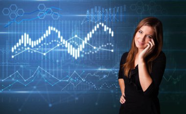 Arka planda diyagramları ile telefonda konuşurken kişi