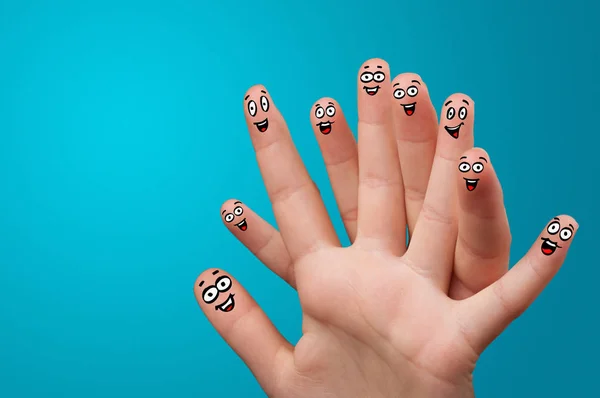 Sonriendo los dedos juntos — Foto de Stock