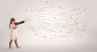 Çocuk spyglass karalamalar ile seyir