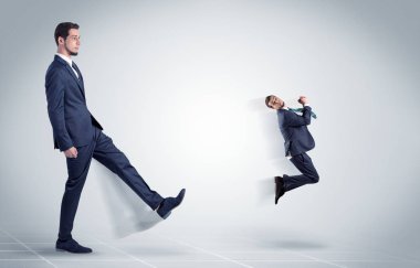 Genç işadamı patron tarafından ateş