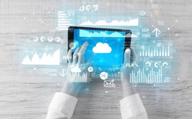 Tablet tutarak ve finantial rapor kavramı kontrol el
