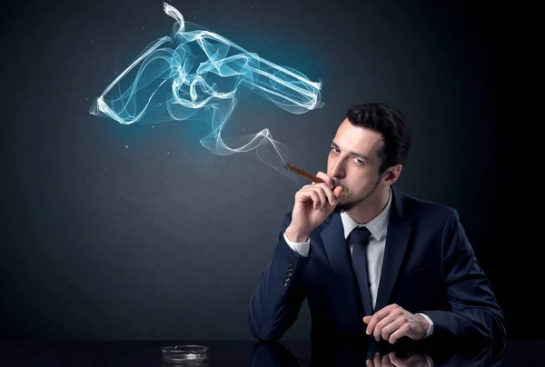Concept de tabagisme d'homme d'affaires — Photo