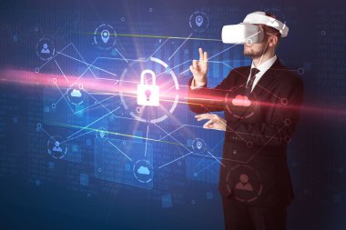 Adam ile 3d ağ kavramı kilidini Vr koruyucu gözlük