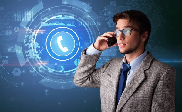 Persoon praten aan de telefoon met aanroepende concept — Stockfoto