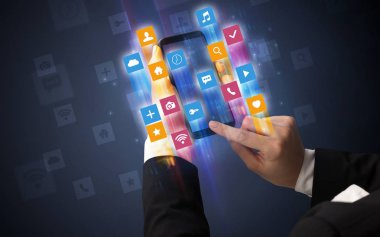 Smartphone ile açısal app simgeleri kullanarak ele