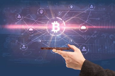 El bitcoin bağlantı ağı ve online kavramı ile telefon kullanma