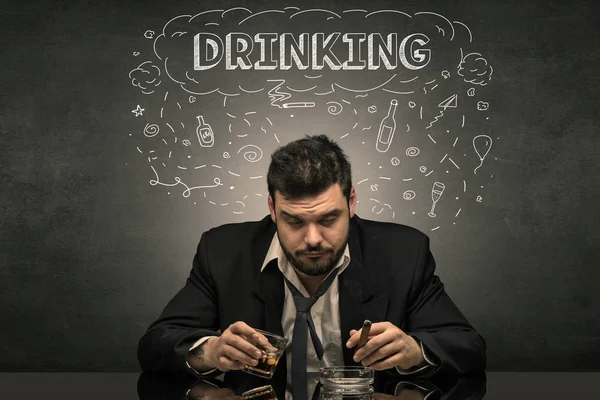 Dronken man met drinken, drugs, kater, alcohol, drugs concept — Stockfoto