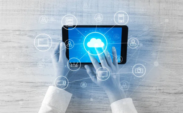 El tablet sistemi kavramı Merkezi bulut ile kullanma — Stok fotoğraf