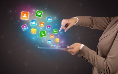 Uygulama simgeleri tablet gidiyor