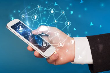 El telefon merkezi bağlantılı bulut sistem kavramı ile kullanma