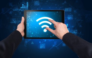 Tablet ile online kavramı kullanarak ele