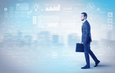 İşadamı ile veritabanı kavramı yürüyüş