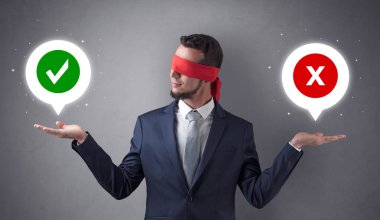 Blindfolded işadamı seçmek çalışıyor