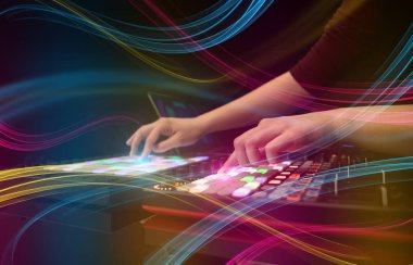 renkli vibe kavramı ile karıştırma müzik MIDI denetleyicisi