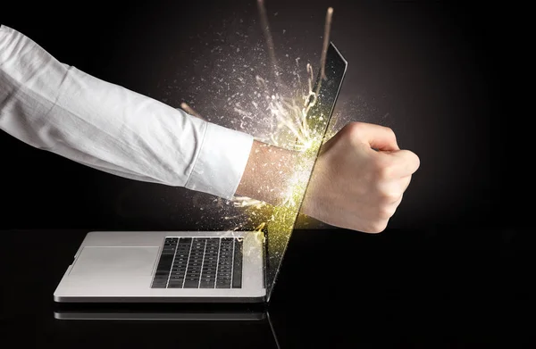 Hand boxing laptops screen — Stock Photo, Image