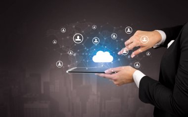 Bulut ve bağlantı kavramı bir Tablet