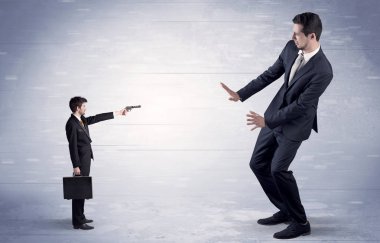 Dev işadamı çekim küçük iş adamı