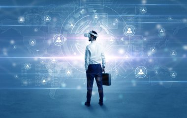 Bağlantı denetimi vj gözlüklü işadamı