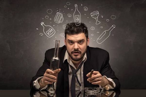 Drunk man with doodle alcohol bottles concept — Stock Photo, Image