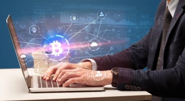 Küresel bitcoin Döviz Kuru kavram kontrol el
