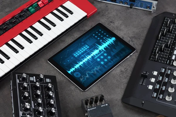 楽器、録音アプリ タブレット — ストック写真