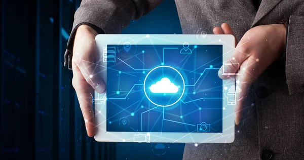 Sanal çalışma alanı kavramı ile karanlık bir alanda el