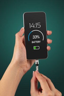 El telefon ile düşük pil şarj