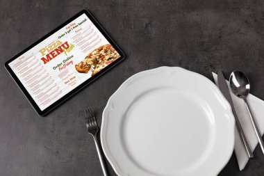 Sofra konsepti ile online pizza menü